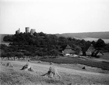 Die Ruine der Krukenburg bei Helmarshausen an der Diemel