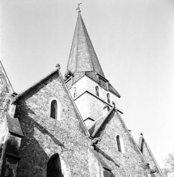 Ev. Johanniskirche: Giebel der Langhausjoche und Turm