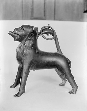 Gießgefäß (Aquamanile) in Form eines Löwen, Inventar der St. Patrokli-Kirche, Aufnahmedatum der Fotografie ca. 1913.