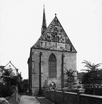 Kirche St. Johannes der Täufer, Westansicht, um 1920?