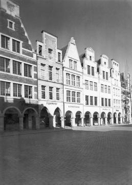 Die Westseite des Prinzipalmarktes nach dem Wiederaufbau 1951