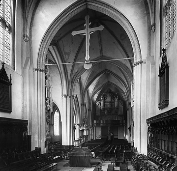 St. Reinoldi-Kirche, Innenansicht mit Blick auf die Orgelempore