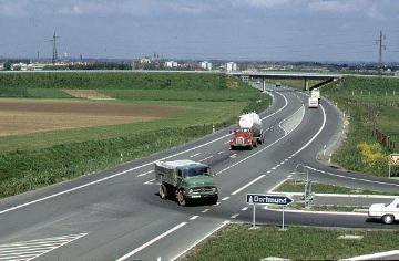 Auffahrt zur Autobahn A 44 bei Soest