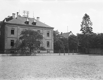 Die Taubstummenanstalt Büren, gegründet 1830, ab 1876 unter Verwaltung des Provinzialvervandes Westfalen (später Westfälische Schule für Gehörlose), undatiert, um 1910?