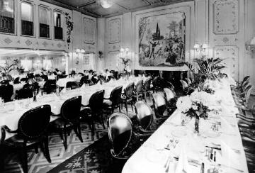 Luxuriöser Speisesaal der 1.Klasse des Südamerikadampfers "Sierra Cordoba" der Reederei Norddeutscher Lloyd