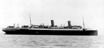 Der Passagierdampfer "Columbus" der Reederei Norddeutscher Lloyd