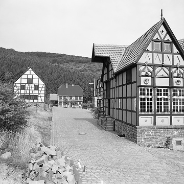 LWL-Freilichtmuseum Hagen: Blick von der Tabakfabrik zum Gasthof zur Post