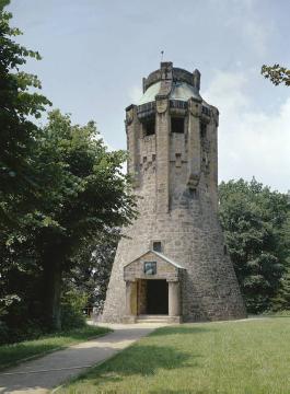 Der Bismarckturm, Aussichtsturm am westlichen Stadtrand