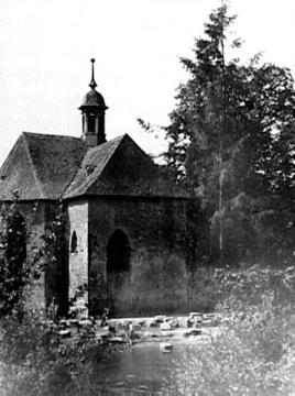 Stadt Fritzlar - Kapelle nahe einer Ederbrücke (undatiert, um 1940?)