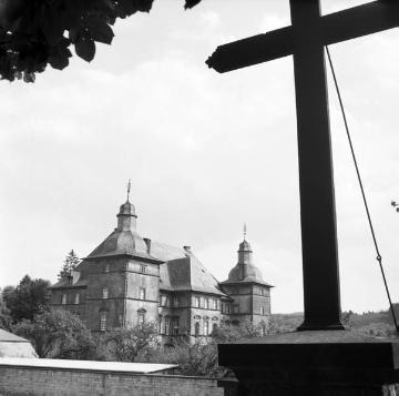 Franziskanerinnenkloster, um 1940?, Hauptfront, ehem. Deutschordenskommende, erbaut 1677-1682