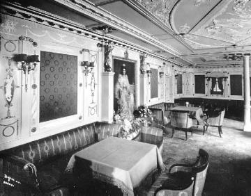 Gesellschaftssalon im Empirestil des luxuriösen Schnelldampfers "Kronprinzessin Cecilie" der Reederei Norddeutscher Lloyd, 1907 erbaut