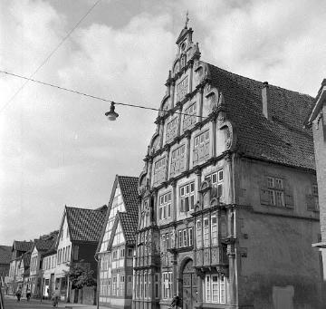 Die Breite Straße mit Hexenbürgermeisterhaus, Renaissancefassade von 1571, seit 1926 Heimatmuseum