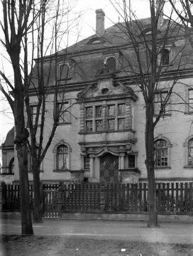 Villenarchitektur nach 1870: Eingang Villa Schwemann