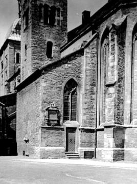 Kath. Pfarrkirche St. Mauritz: Gebäudepartie mit Sakristei (um 1930?) - Gründungsbau 11. Jh., Langhausneubau 1859-1862 von Baumeister Emil von Manger