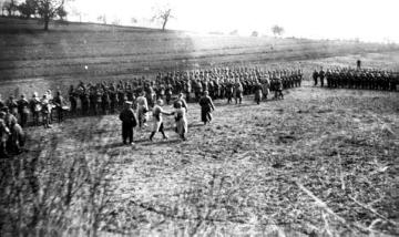 Erster Weltkrieg: Kaiser Wilhelm II. besucht das 11. Garderegiment an der Front 