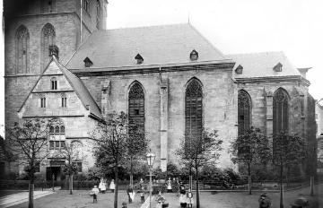 St. Petri-Kirche mit Kirchplatz, um 1920?, gotische Hallenkirche, erbaut 1320-1396 durch die Dortmunder Zünfte