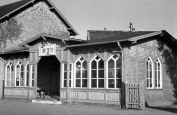 Telgte, 1944: Wartehäuschen am Bahnhof