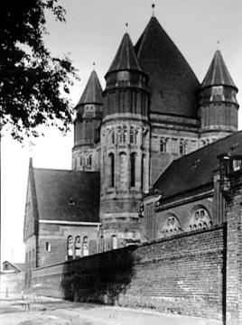 Kloster "Zum Guten Hirten" mit Klosterkirche, Münster-Mauritz, erbaut 1904 nach Plänen des Architektren Karl Moritz, Köln, undatiert, um 1940?