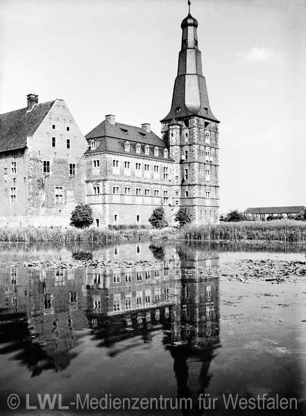 04_1588 Burgen, Schlösser, Herrenhäuser