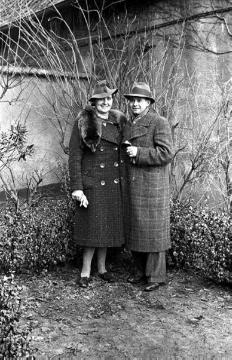 Soldaten im Heimaturlaub, Franz Büscher und Frau