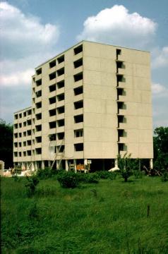 Westfälische Klinik für Psychiatrie Gütersloh, Personalwohnheim, 1974.