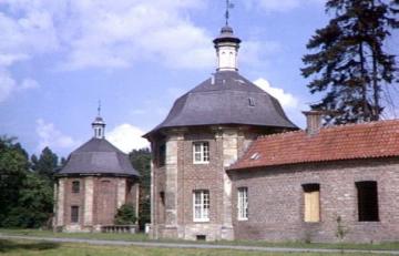 Die Pavillontürme des 1714 abgebrannten Haus Lütkenbeck