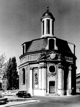 Clemenskirche, Münster, Ansicht um 1960. Erbaut 1745-1753 von Johann Conrad Schlaun als Hospitalkirche eines Klosters (nach 1811 Clemenshospital), im Zweiten Weltkrieg zerstört, 1956-1973 nach Originalplänen wiederhergestellt. 