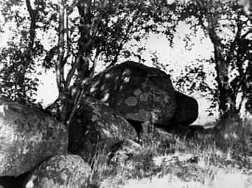 Jungsteinzeitliches Megalithgrab