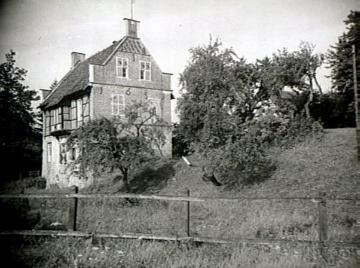 Torhaus (erb. 161, Renaissance) des einstigen Wasserschlosses Haus Bisping, Geburtsort des Fürstbischofes Christoph Bernhard von Galen, um 1930?