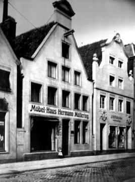Möbelhaus Hermann Möllering (Rothenburg 35) und Lederhandlung Kiff-Schlöter