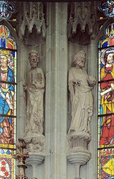 Chorstatuen im Hauptchor der ev. Pfarrkirche St. Maria zur Wiese: Steinfiguren von Aposteln, um 1370