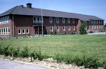 Marienschule: Eingangsseite des Hauptgebäudes