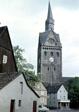 Altstadtviertel mit der Kirche St. Laurentius