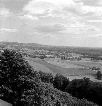 Blick von der Ravensburg auf den Teutoburger Wald Richtung Hünenburg