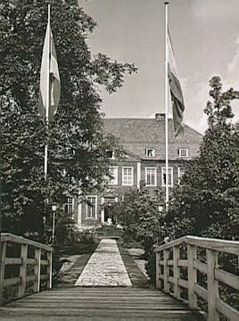 Haus Wilkinghege, Zugangsbrücke zur Südseite - ehem. Wasserburg, erbaut 1550, umgebaut 1719, seit 1955 Hotelrestaurant