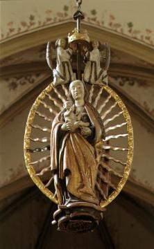 Katholische Pfarrkirche St. Martin: Doppelmadonna im Strahlenkranz, Anfang 16. Jahrhundert