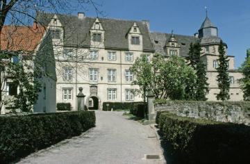 Schloss Varenholz, südöstlicher Torflügel - Schlossbau 1540-1600, Weserrenaissance