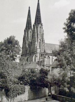 Südwestliche Turmansicht der "Wiesenkirche" (ev. Pfarrkirche St. Maria zur Wiese)