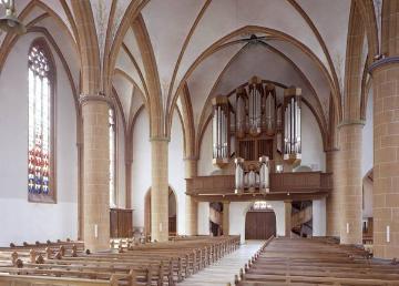 Katholische Propsteikirche St. Remigius: Gotische Kirchenhalle, Blick Richtung Orgelempore