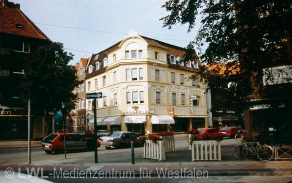 10_10281 Traditionsgeschäfte in Münster - Die Kaufmannschaft der Warendorfer Straße: Aus dem Familienalbum Karl-Heinz und Marianne Reckfort, 1940er bis 1980er Jahre