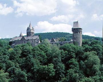 Burg Altena von Westen