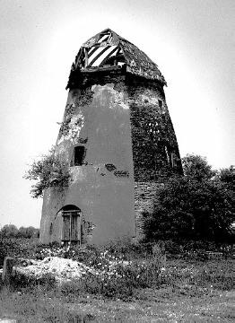 Ruine der Windmühle 'Auf der Höchte'