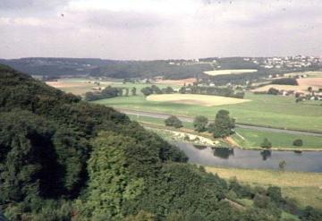 Blick von Burg Blankenstein ins Ruhrtal nach Norden