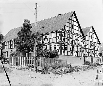 Der 1805 erbaute Gasthof von Johann Knecht in Braunshausen, Teilansicht