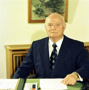 Walter Hoffmann, Landesdirektor des Landschaftsverbandes Westfalen-Lippe von 1968-1979