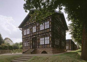 Museum "Junkerhaus", Lemgo - ehemaliges Wohnhaus des Künstlers Karl Junker (*1850, +1912), erbaut um 1890, Gesamtkunstwerk der Holzbildhauerei, Hamelner Straße 36