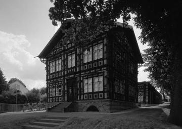 Museum "Junkerhaus", Lemgo - ehemaliges Wohnhaus des Künstlers Karl Junker (*1850, +1912), erbaut um 1890, Gesamtkunstwerk der Holzbildhauerei, Hamelner Straße 36