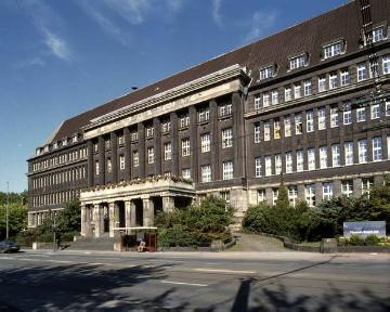 Verwaltungsgebäude der Hoesch Stahl AG, erbaut 1916-20, Rheinische Straße 173