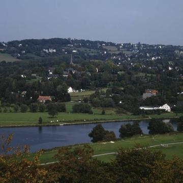 Blick über die Ruhr auf Stiepel (Standort Burg Blankenstein)