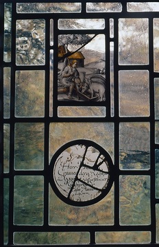 LWL-Freilichtmuseum Detmold, Gräftenhof, Haupthaus: Fensterbierscheibe in der Kaminküche